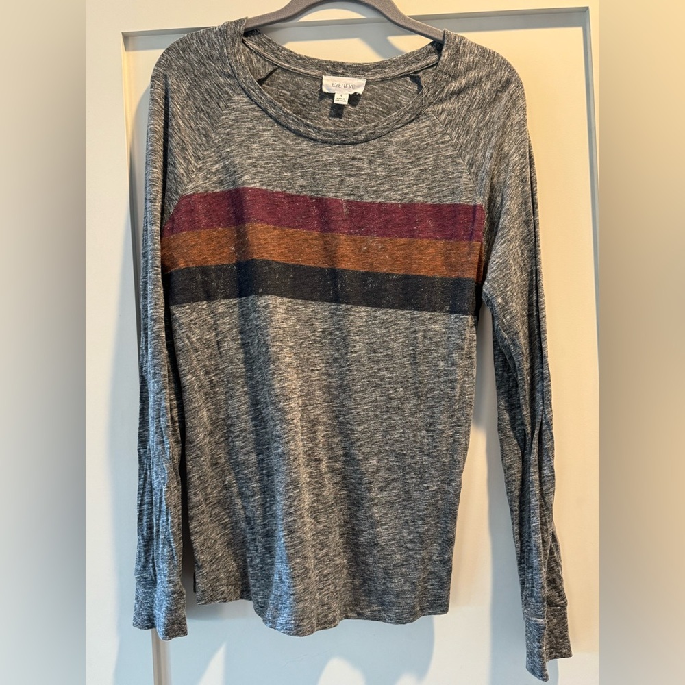 Evereve Long Sleeve T Shirt Size Small